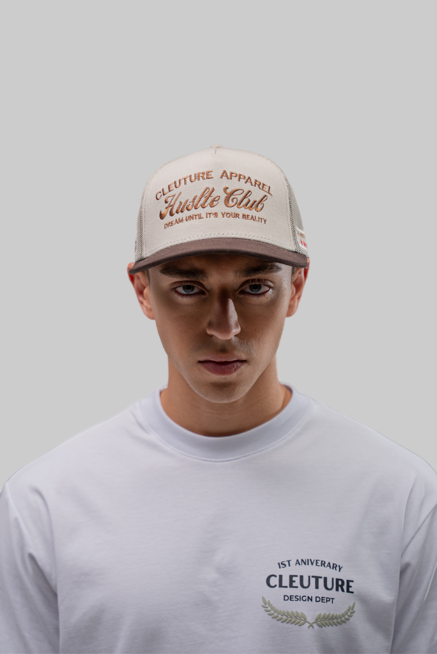 GORRA HUSTLE BROWN
