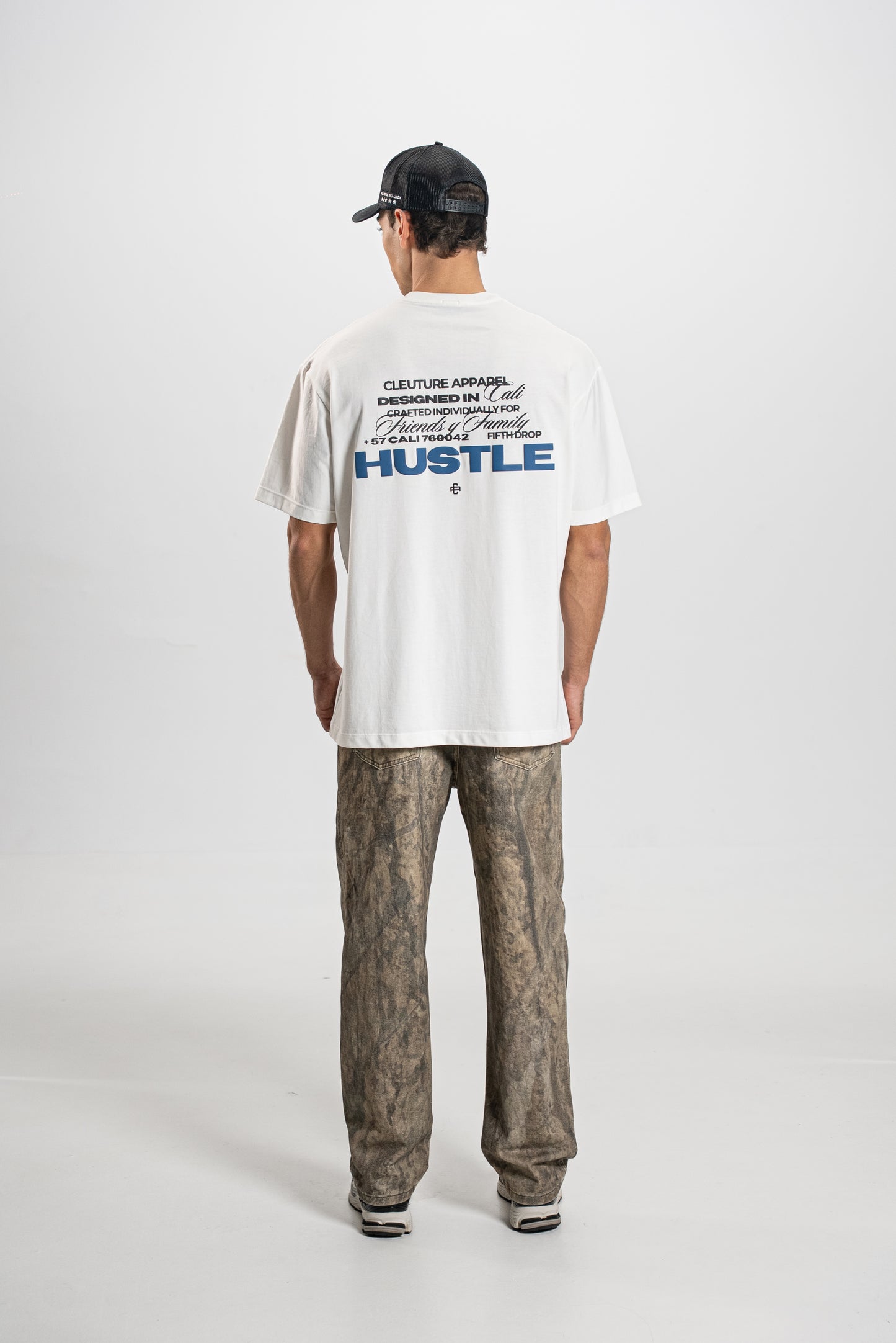 CAMISETA HUSTLE BLANCA