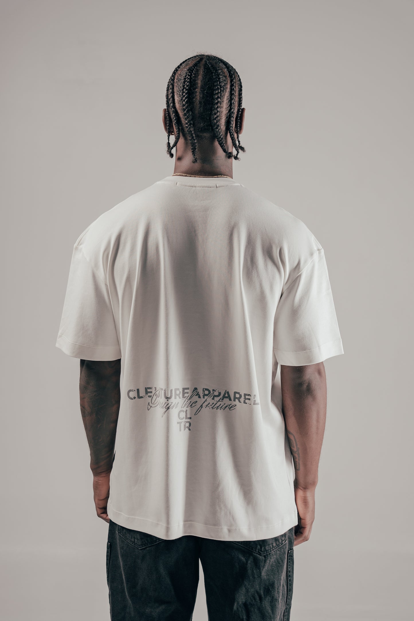 CAMISETA UNWAVERING WHITE
